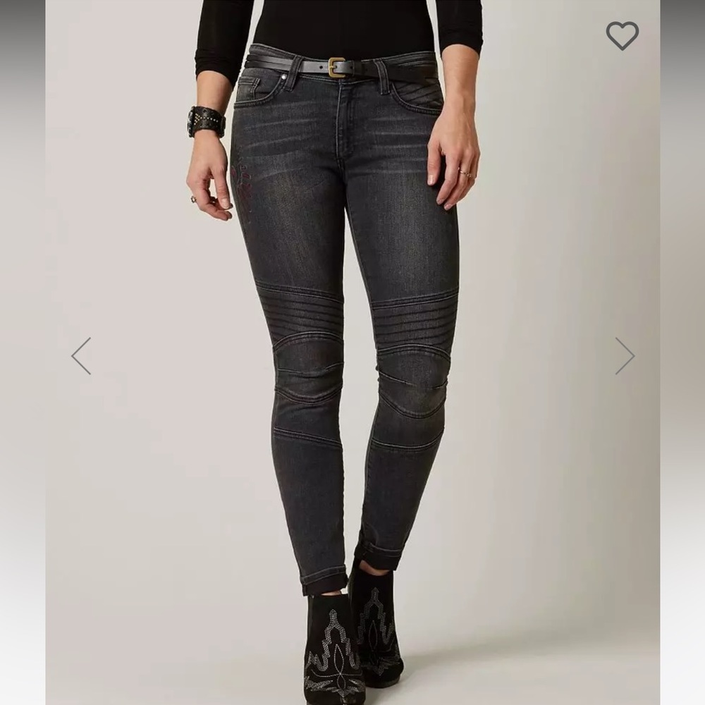 NWT Miss Me Vintage Moto Skinny Stretch Jean